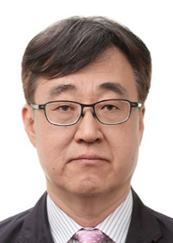 박진용